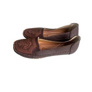 Womens Brown Intricately designed Leather Flats Slip-On Loafers Size 36